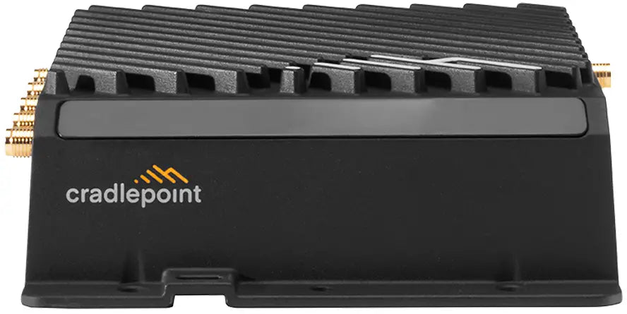 Ericsson Cradlepoint R920 Ruggedized LTE and security appliance for ve ...
